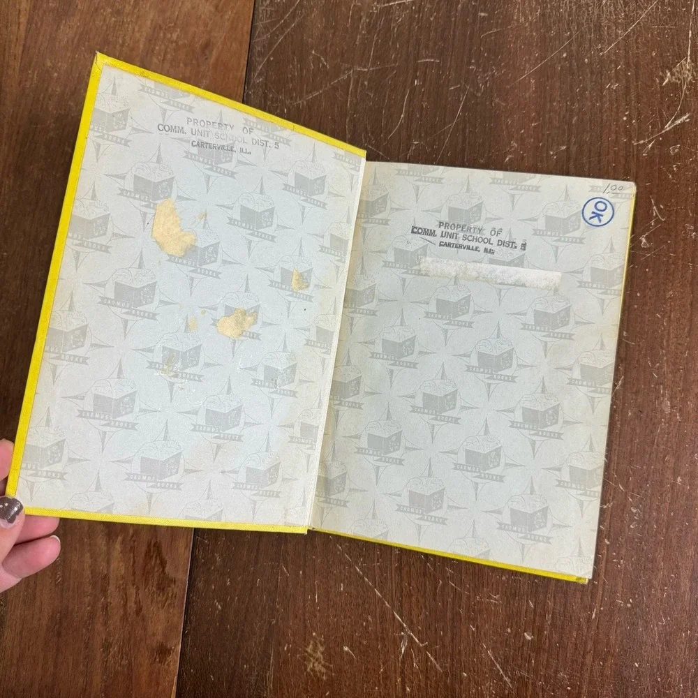 Digging‎ into Yesterday 1964 Estelle Friedman Illustrated Kids History hard back